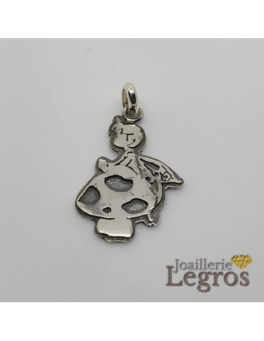 Pendentif petite fée des bois sur son champignon en argent Comment ça marche