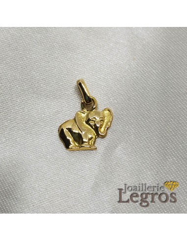 Pendentif éléphant or jaune 18 carats demi volume livraison et retour toujours gratuits