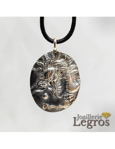 Médaille Pendentif Dragon jouant avec la perle de l'éternité en argent 925 2 - 3 jours ouvrés.