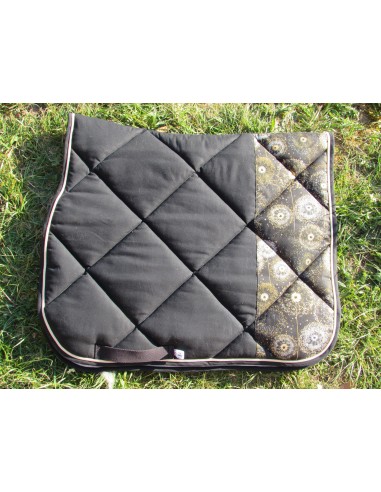 Dressage saddle pad plus qu'un jeu 