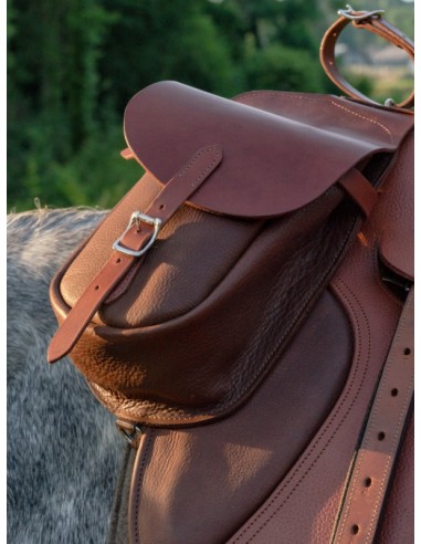 Trail riding saddle bags plus qu'un jeu 