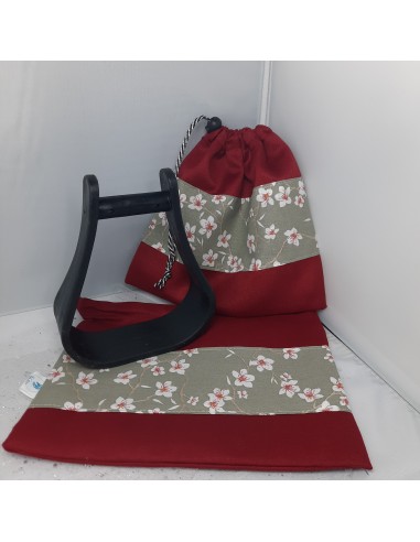 Two-tone red with almond blossom stirrup bags/covers À commander