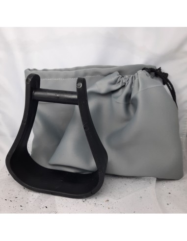 Plain grey stirrup bags/covers Comment ça marche